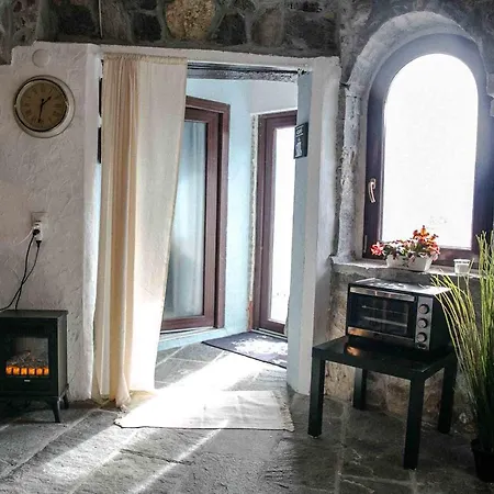 Casa Alma Grotto *
