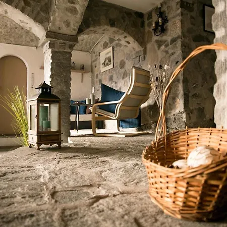 Casa Alma Grotto アパート