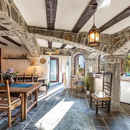 Casa Alma Grotto