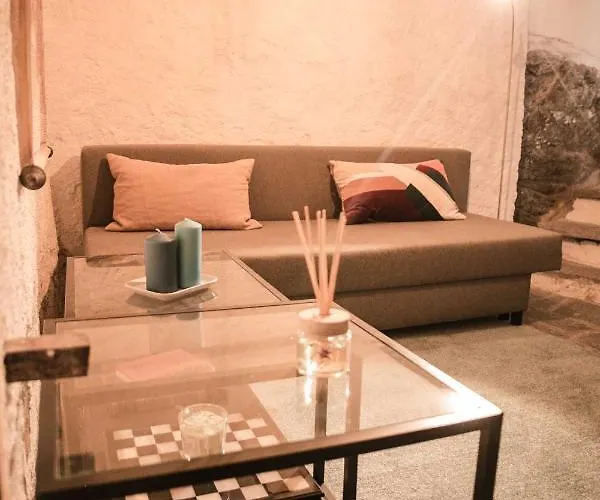 Casa Alma Grotto Brione sopra Minusio