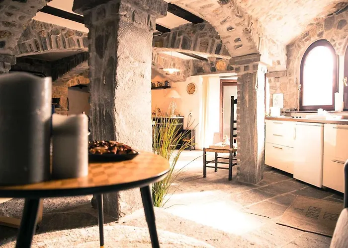 Casa Alma Grotto アパート